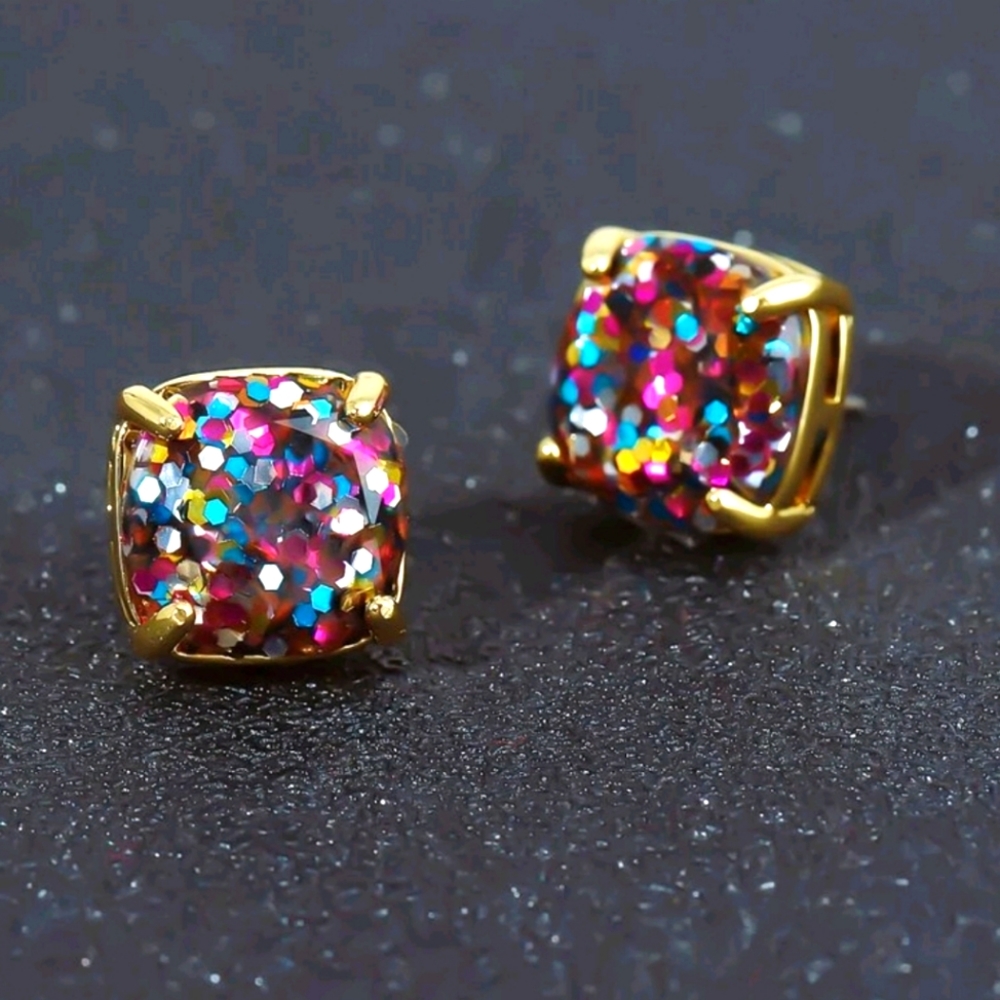 ♠️🖤 Square Multicolored Stud Earrings